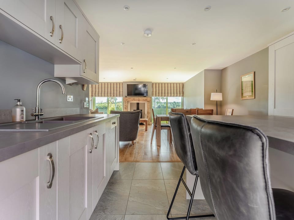 Kitchen | Mayflower - Paddockhall Cottages, Linlithgow, near Edinburgh 