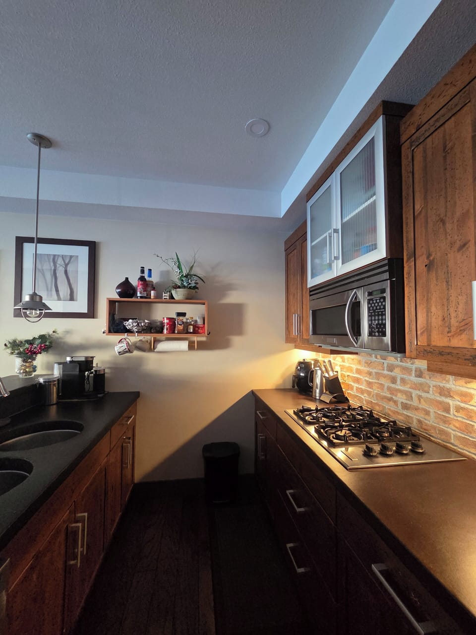 Well equipped kitchen with Keurig and drip coffee