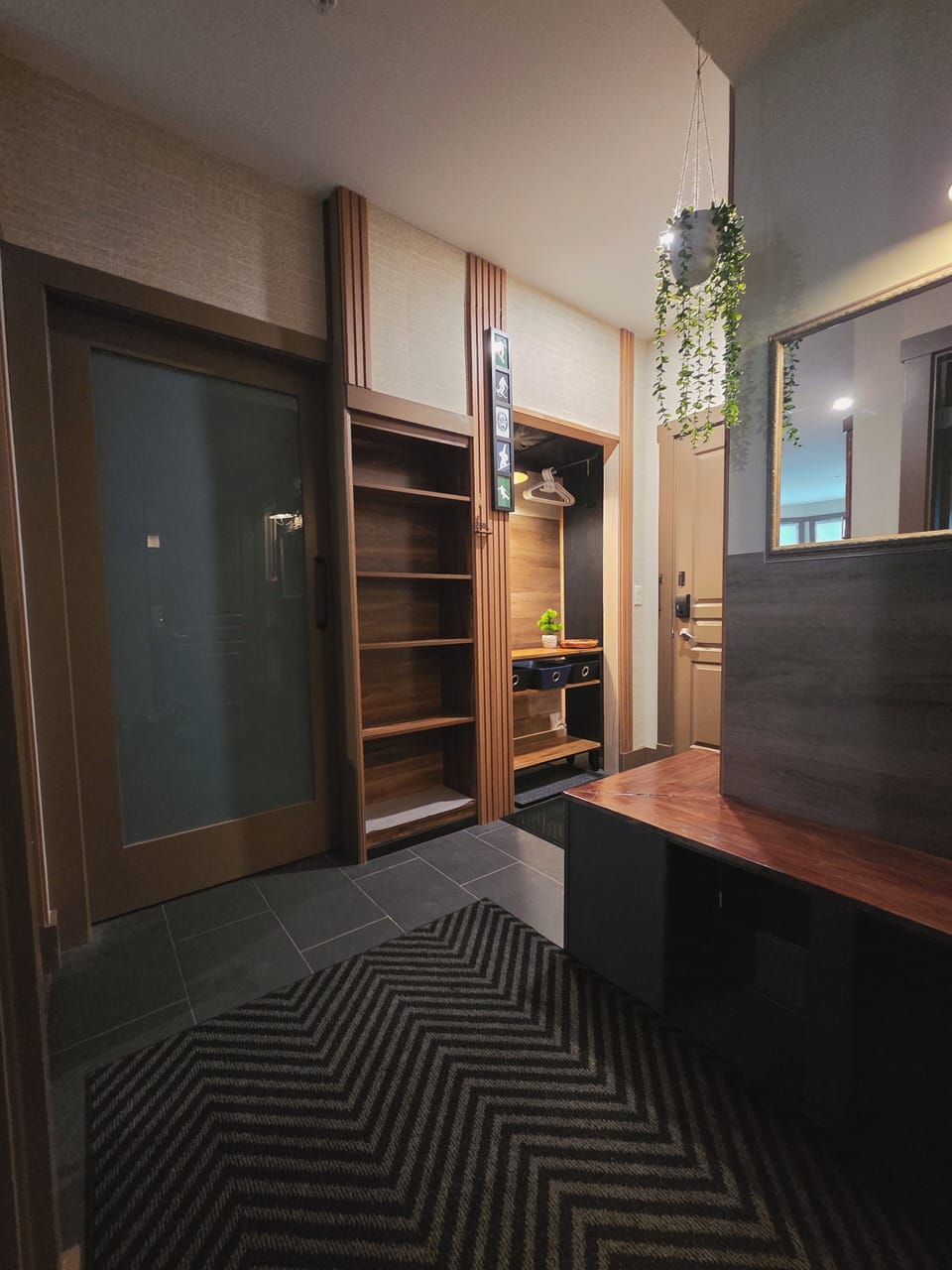 Entrance with storage and seating 