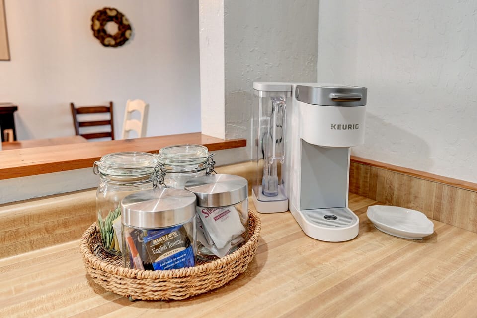 Keurig station with a start of coffees and teas
