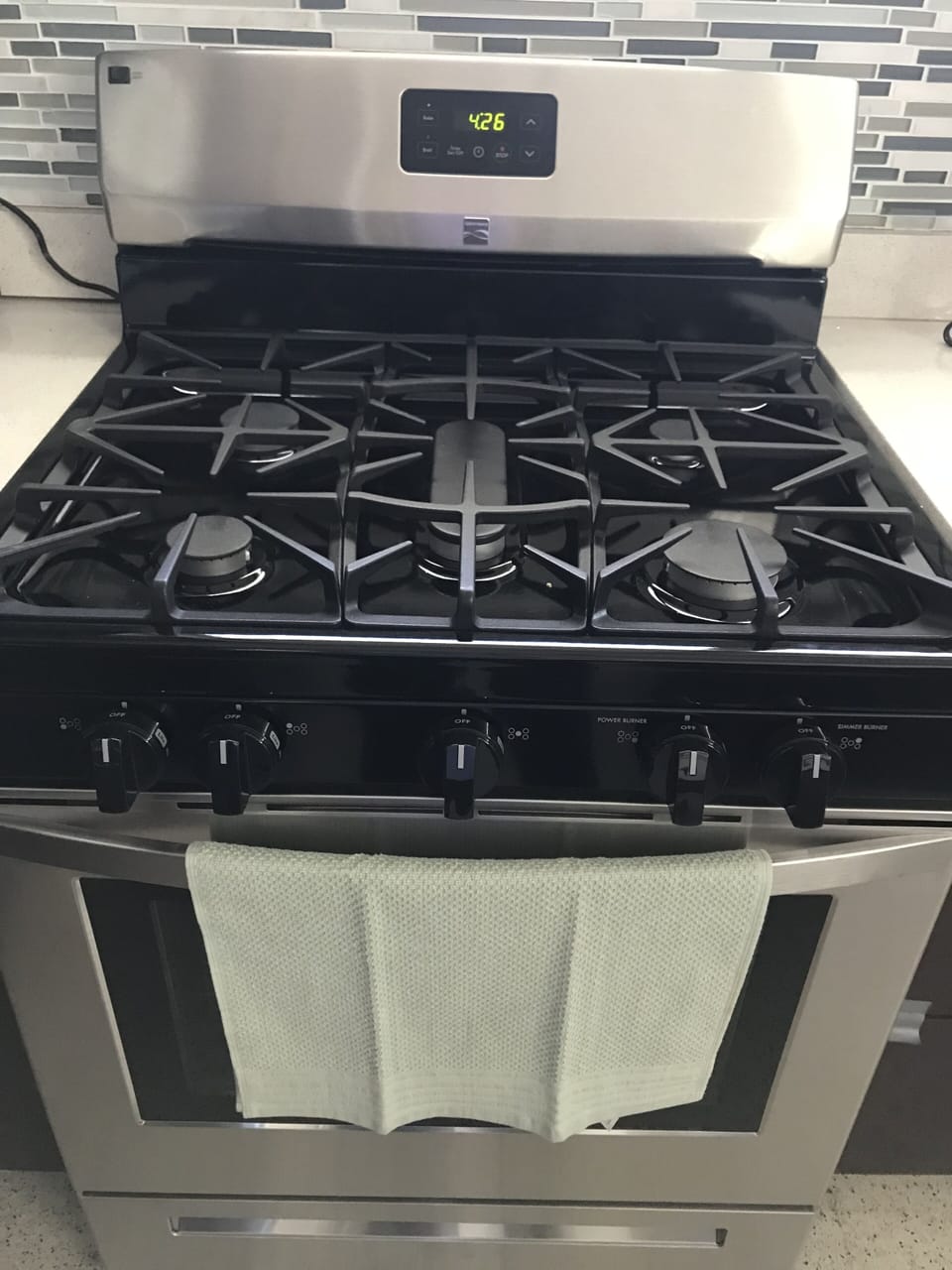 Gas stove
