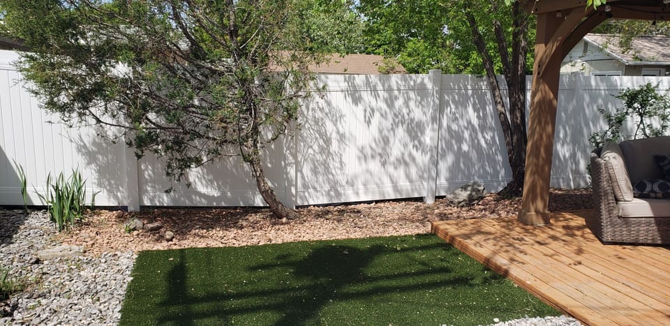 Grassy area for your pets!
