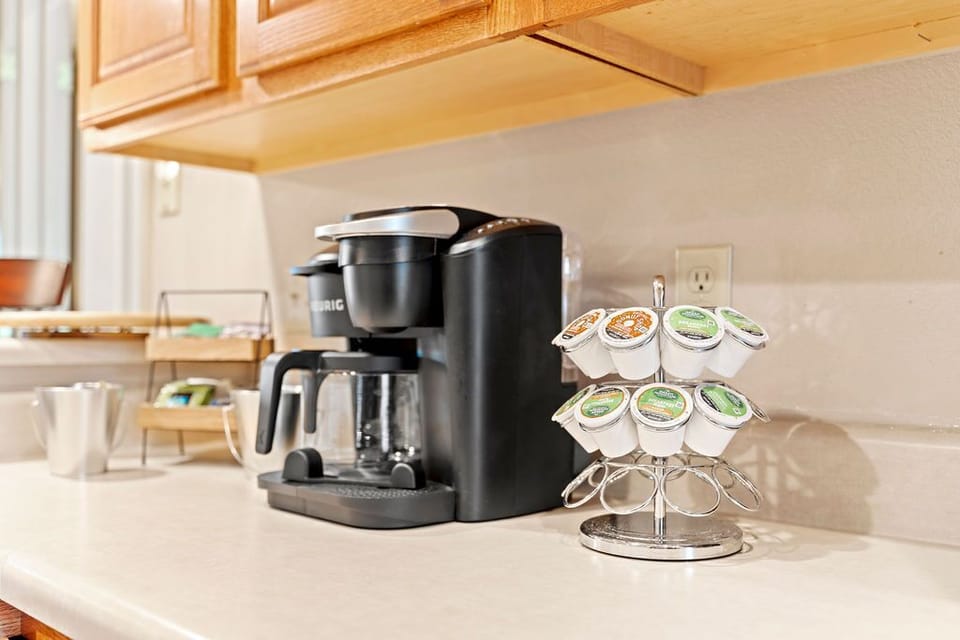 Coffee/tea station w/ Keurig Duo.