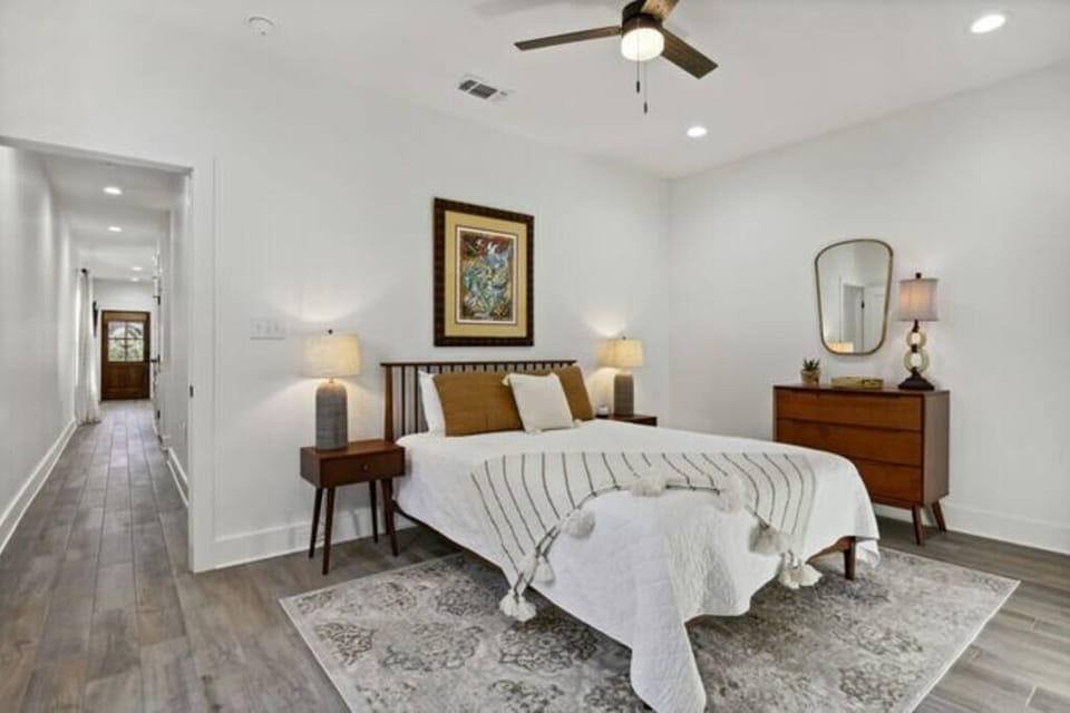 Primary Bedroom Stay C