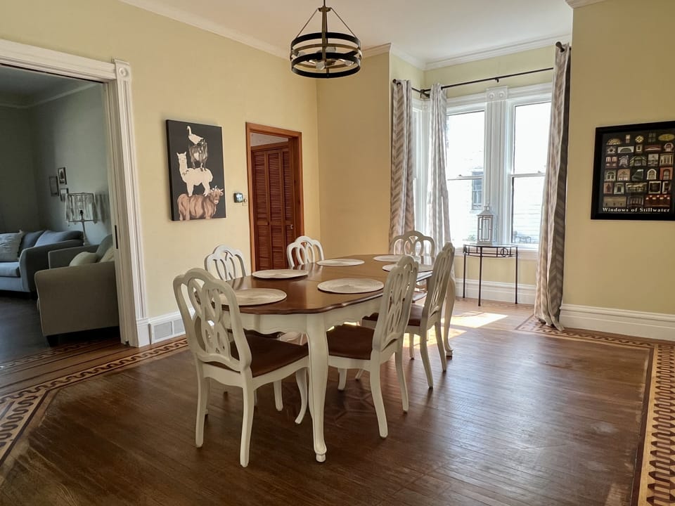 Formal dining with seating up to 6.