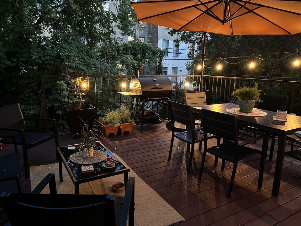 Outdoor dining