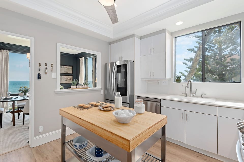 Kitchen island