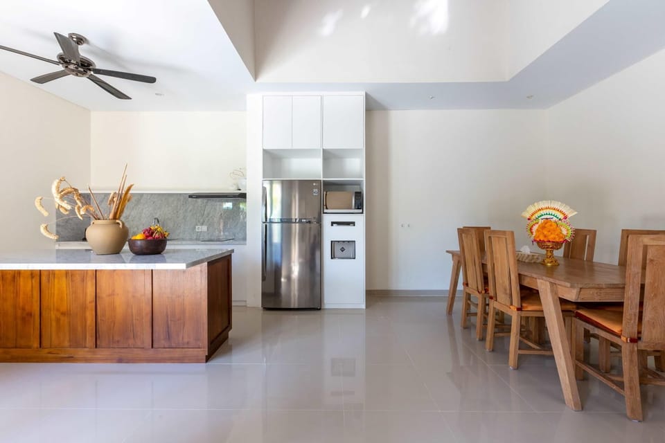 Villa Stella - Beachside Sanur (999)