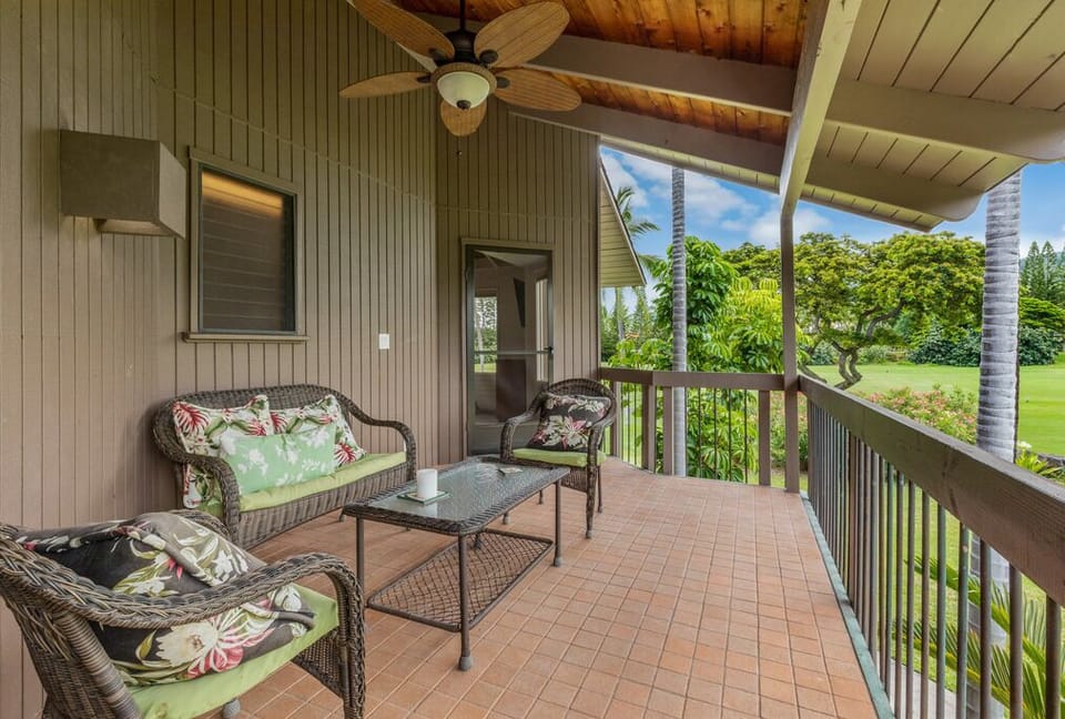 Master Bedroom Lanai