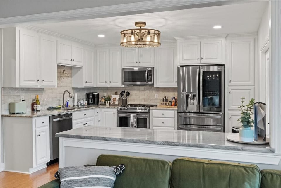 Plenty of serving room with the bar island top that connects to the entertainment areas. 