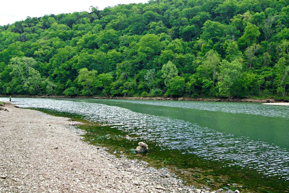 The resort has beautiful lake access and an adjacent dog park and playground. 