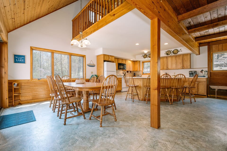 Kitchen-Dining Area