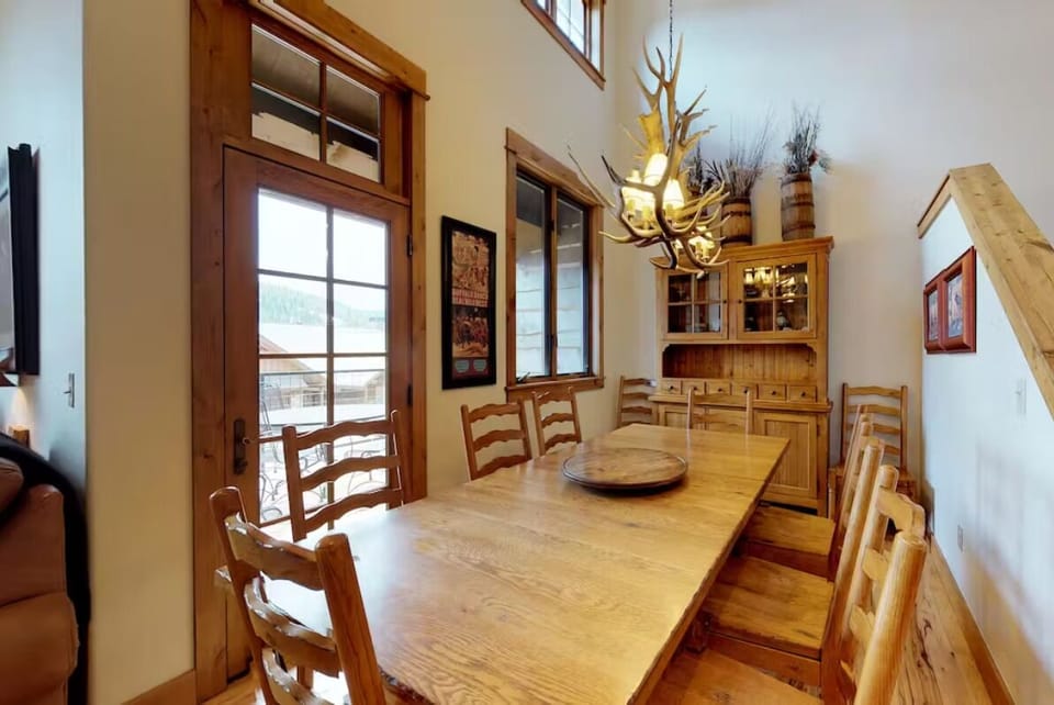 Kitchen Table