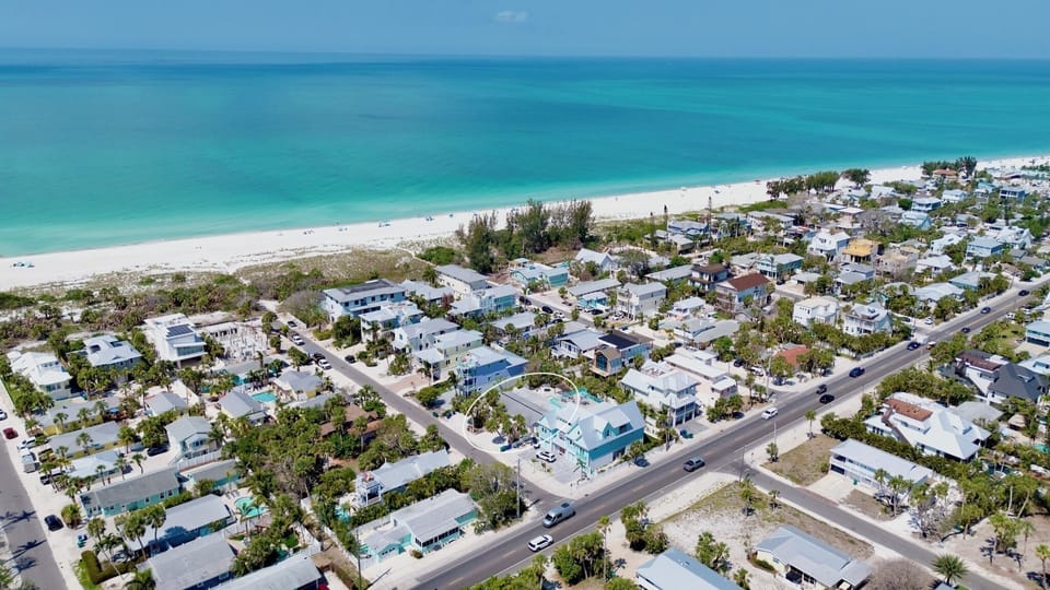Sugar Plum Beach by Anna Maria Vacations