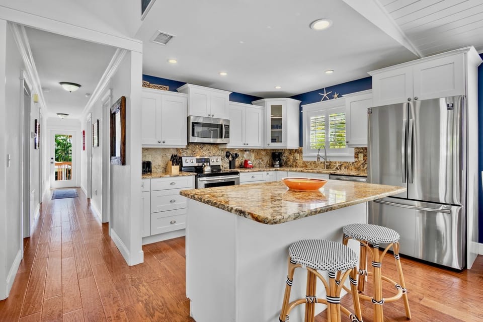 Fully equipped kitchen