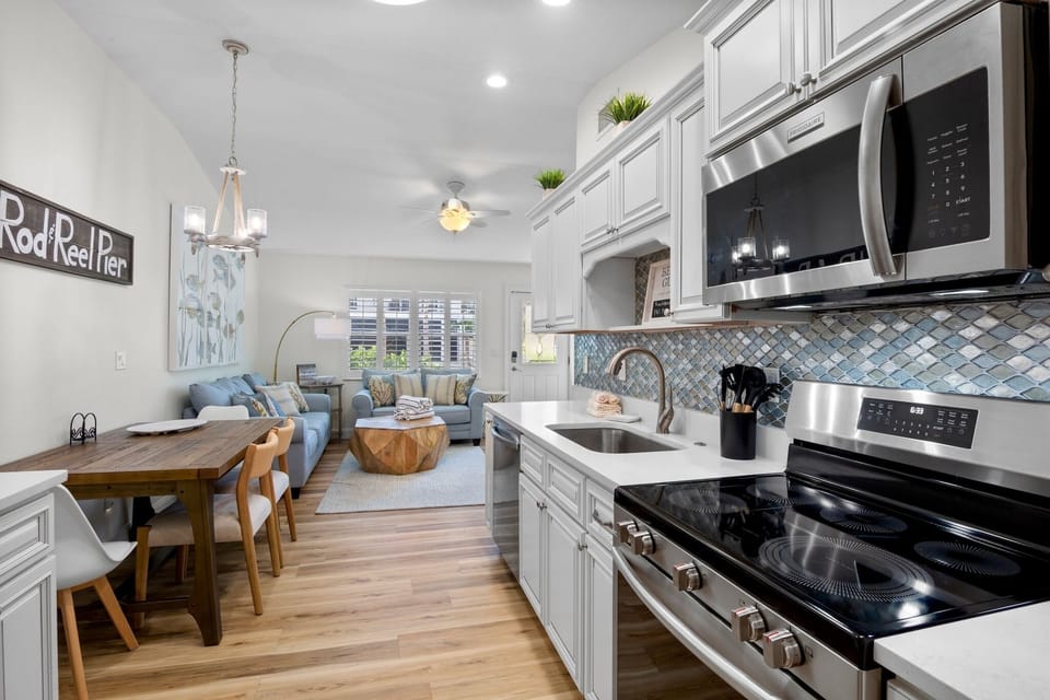 Kitchen - Dining Area