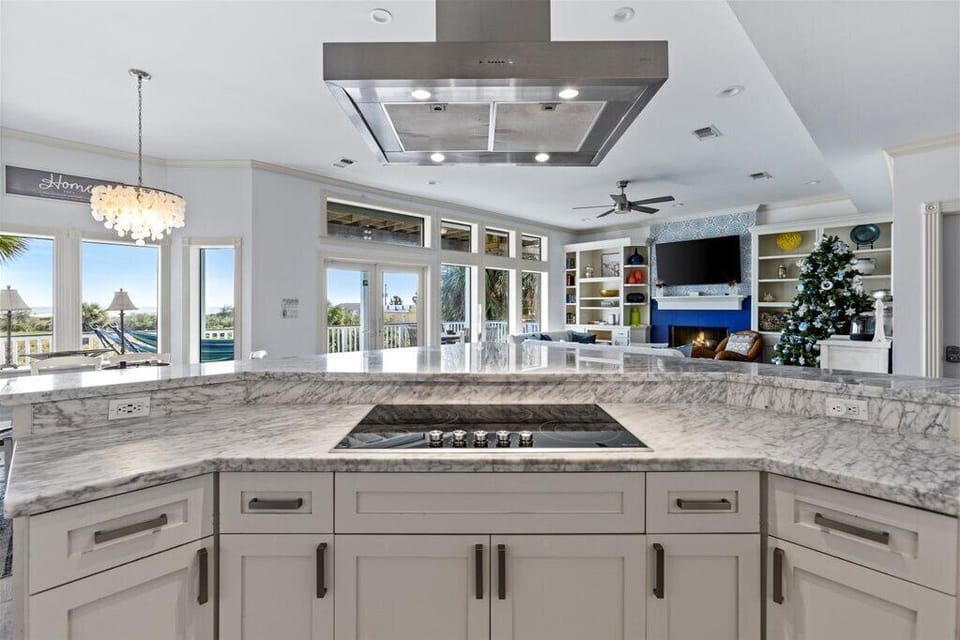 Whip up culinary delights with stunning views and elegant finishes!