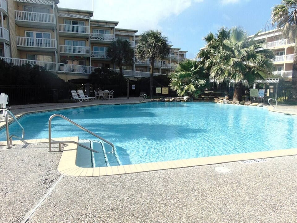 1 of 2 pools -both heated in off-season