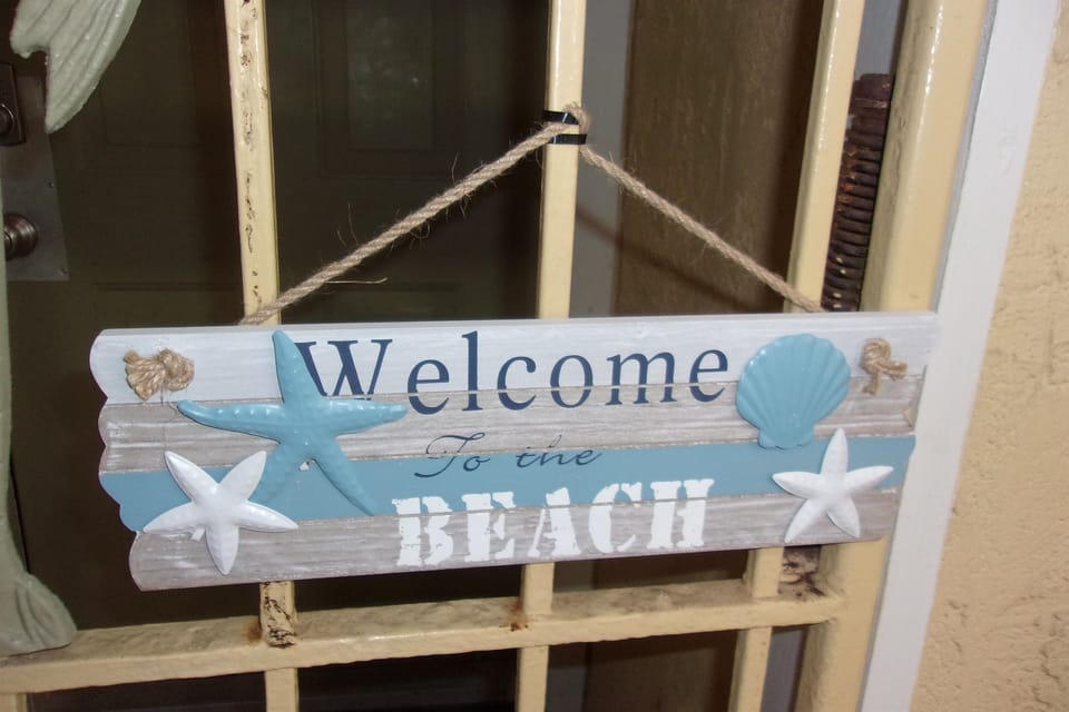 You'll enter to welcoming and inspirational decor