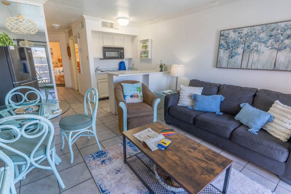 open to dining and kitchen so you're all together