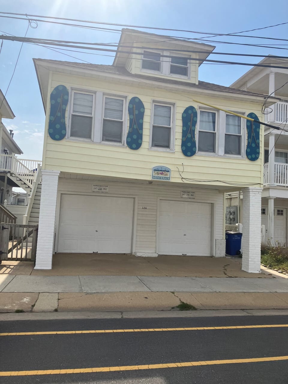 This cottage is located so close to the beach and boardwalk!!