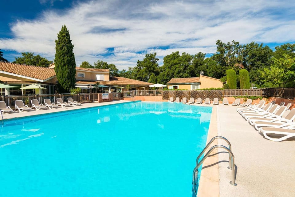 Holiday Home Swimming Pool