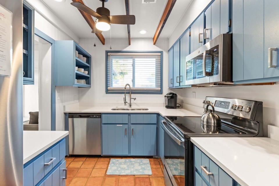 Fully equipped kitchen