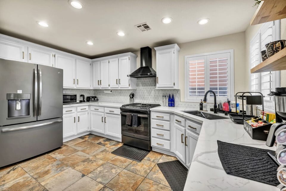 Culinary bliss - Kitchen is fully stocked with every appliance you may need to create and show off the Chef within