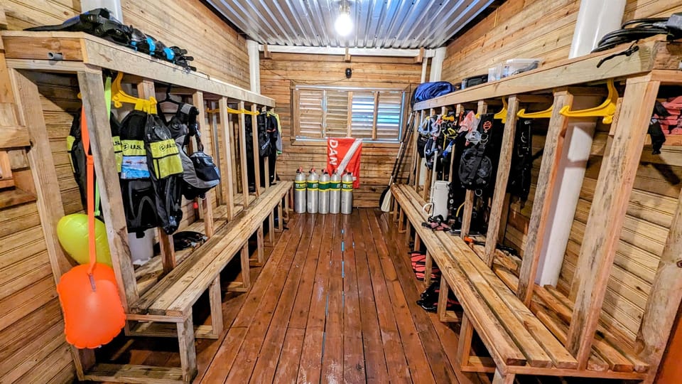 We have 15 lockers. A few are used by the host and a couple of neighbors. If you're lucky, we dive a lot and you might get to see our favorite spots. Reserve yours for a week now.