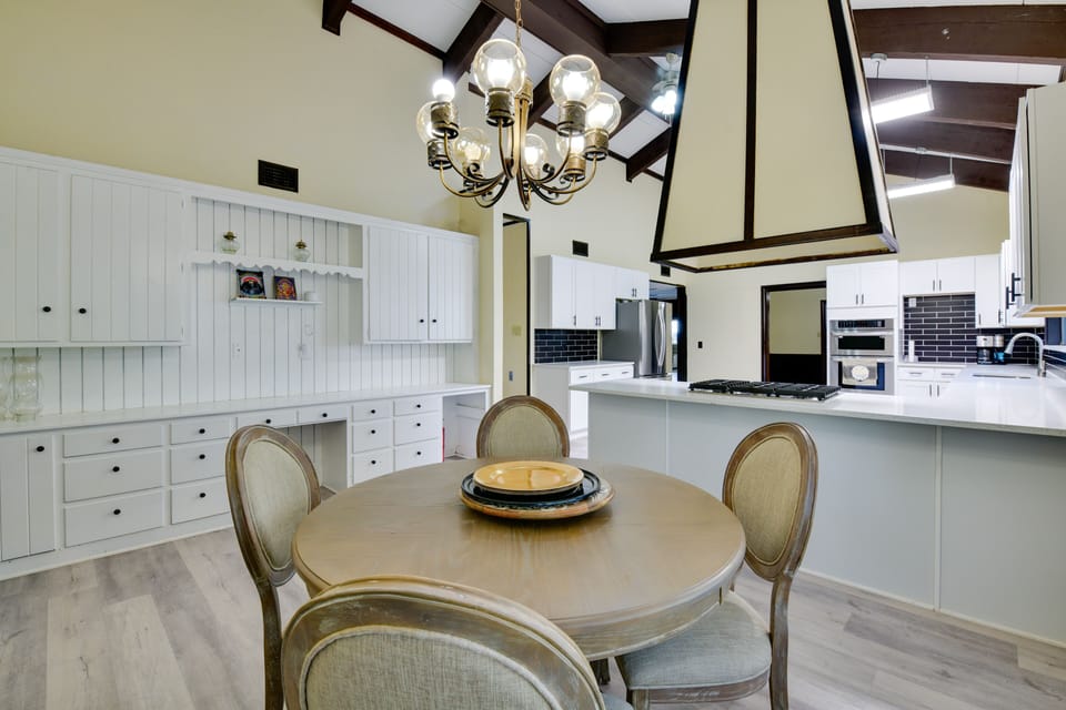 Breakfast Nook