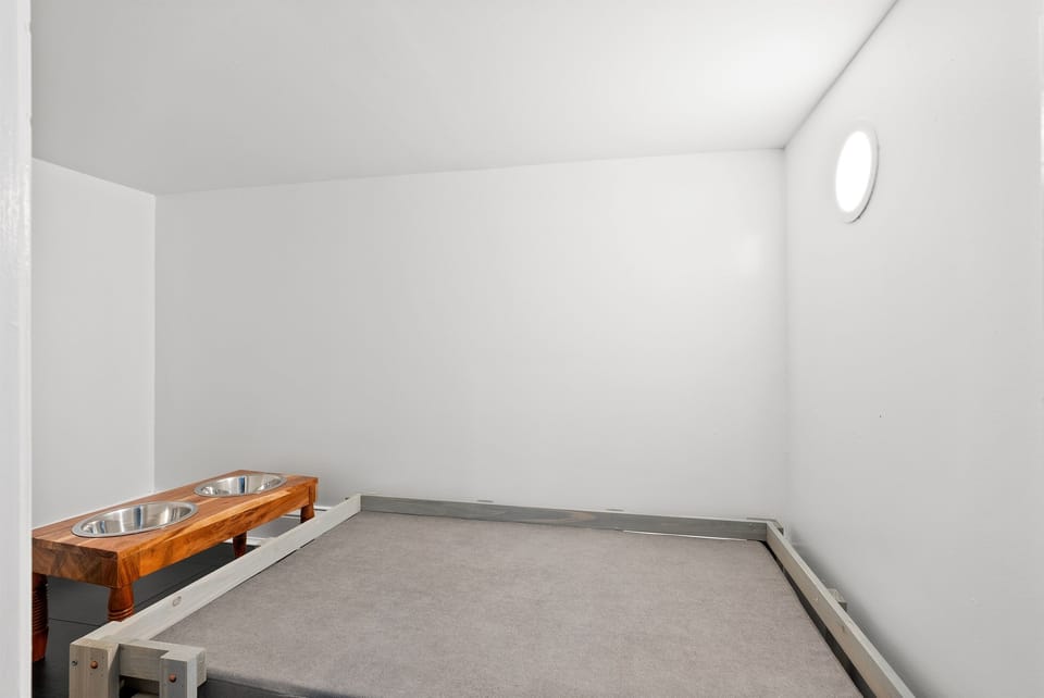 There's even a place for your furry friends to hang out!