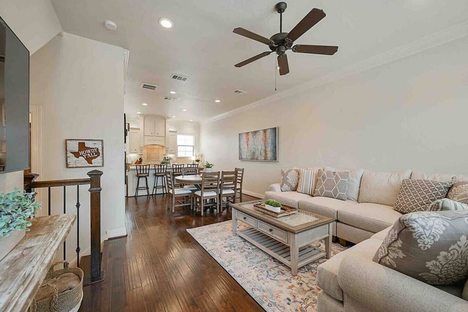The open concept on the 2nd floor is comfortable and so homey.