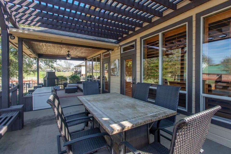 Beautiful porch to enjoy lake views