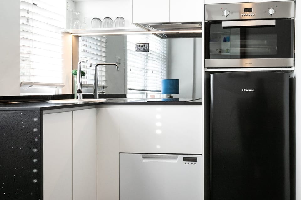 Kitchen with dishwasher
