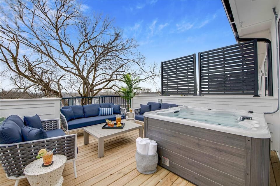 Private Outdoor Area | Rooftop Deck | Hot Tub | Outdoor Seating | Third Floor