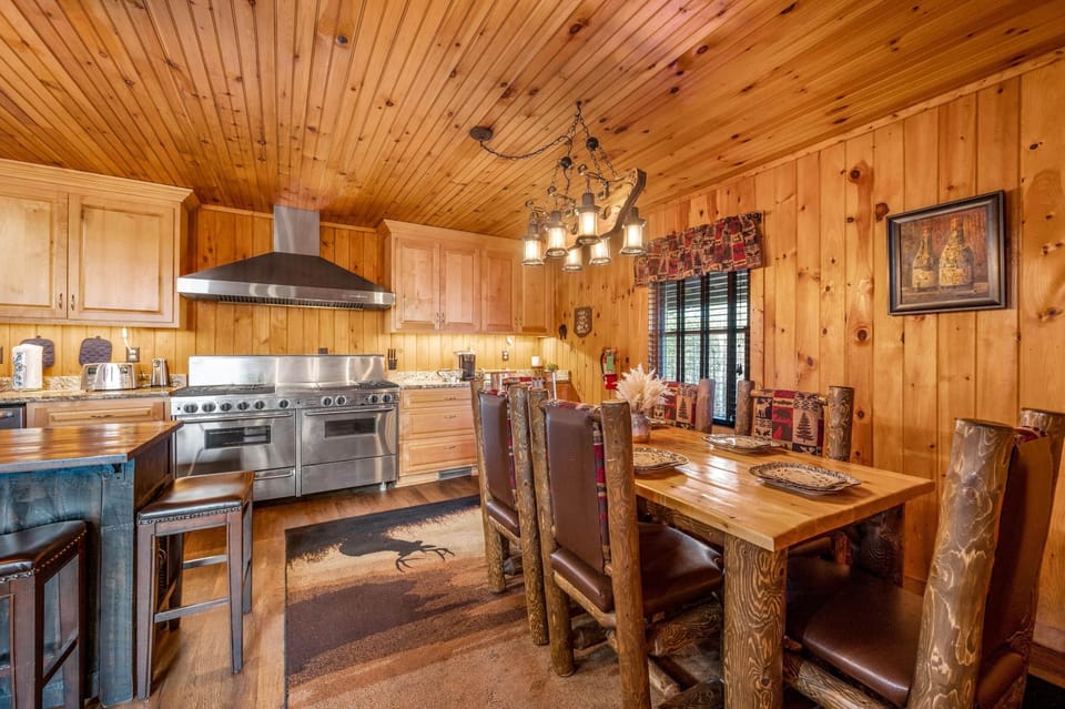 Dining Room/Kitchen
