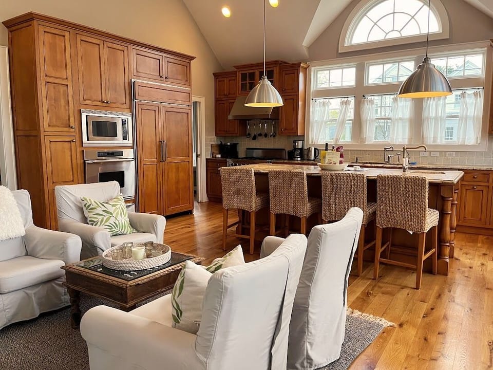 Kitchen includes Sub-Zero fridge, Dacor ovens, Garland stove & Bosch dishwasher