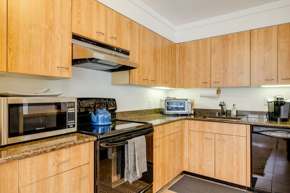 Kitchen | Cooking Basics | Keurig Coffee Maker | Toaster | Toaster Oven