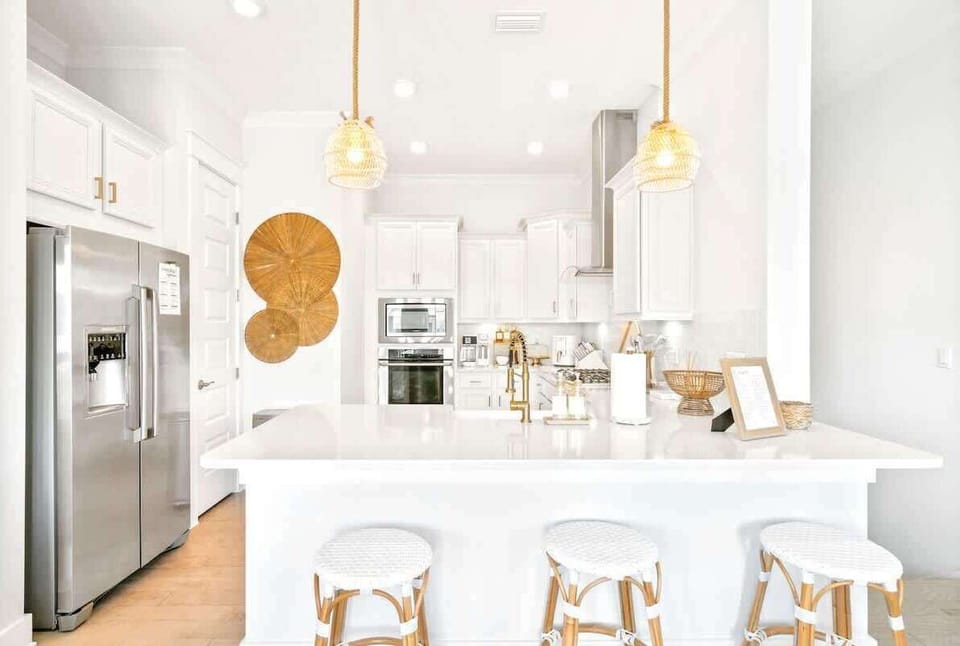 Enjoy meals in the gourmet kitchen.