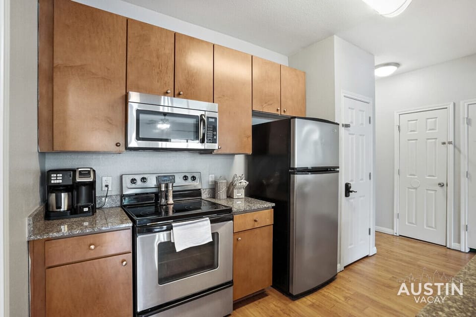 Fully equipped kitchen with all the essentials plus dishwasher