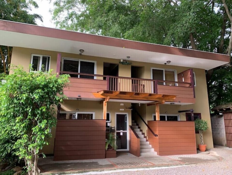 Building Lofts 1 - 4