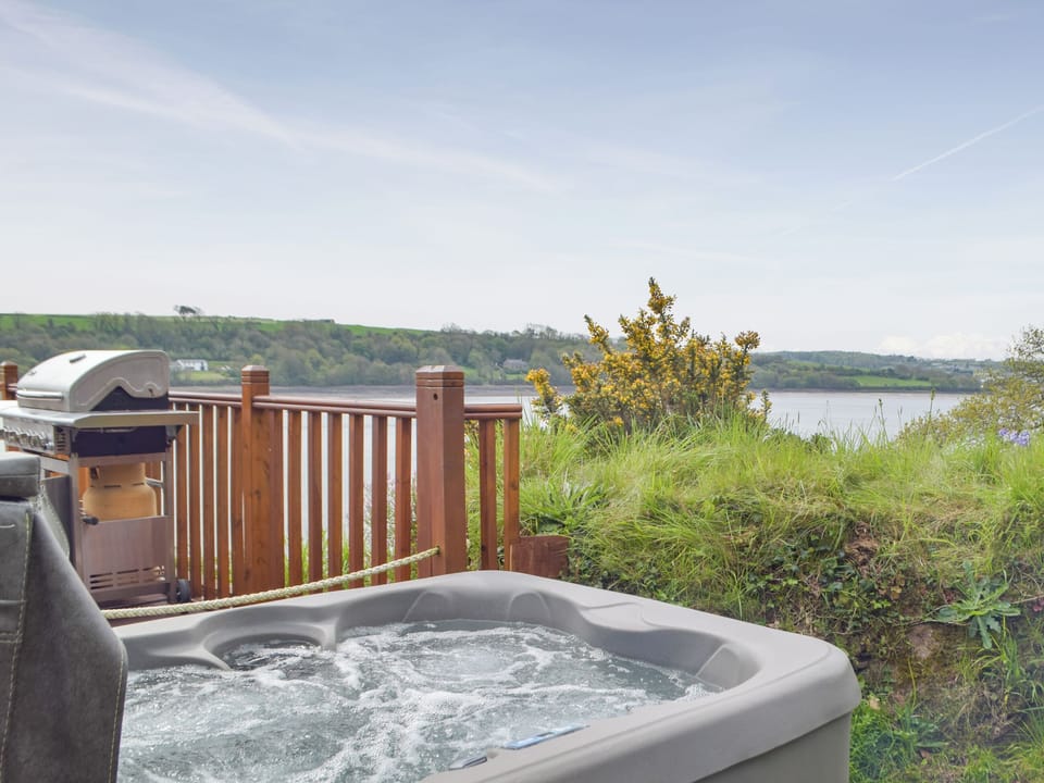 Hot tub | Badger Lodge, Burton