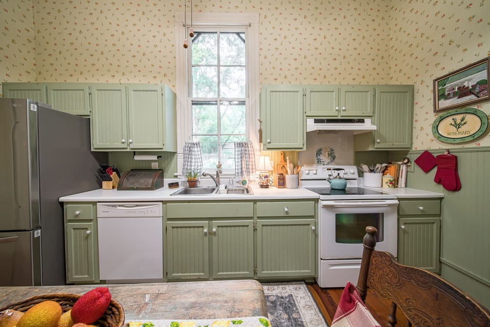 Fully stocked kitchen.