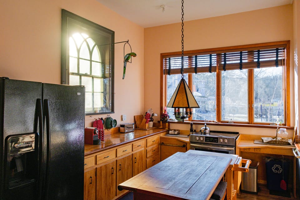 Great kitchen for cooking, eating and watching birds