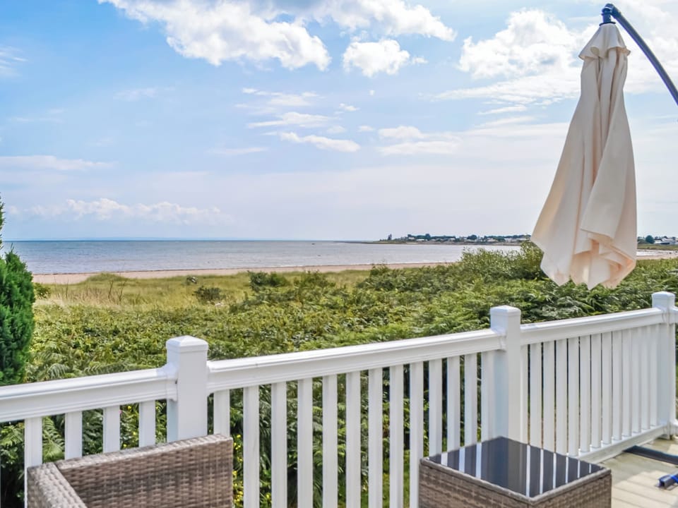Terrace | Beeches Bay - Bonnie Escapes, Southerness