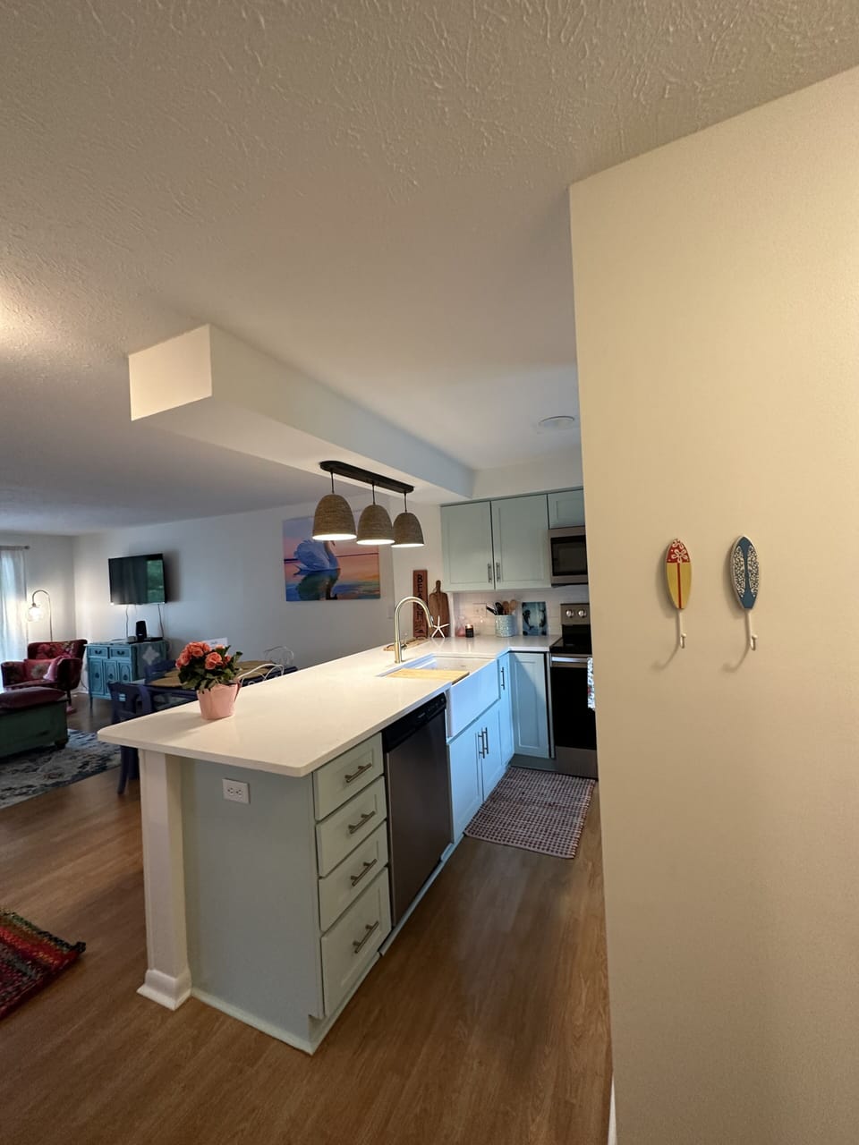 Recently renovated and ready for your family! 