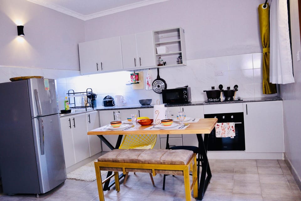 Dinning/Kitchen area