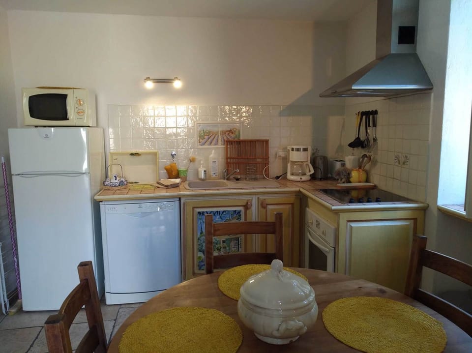 Les terrasses, gîtes en Cévennes, Le soleil du sud, cuisine