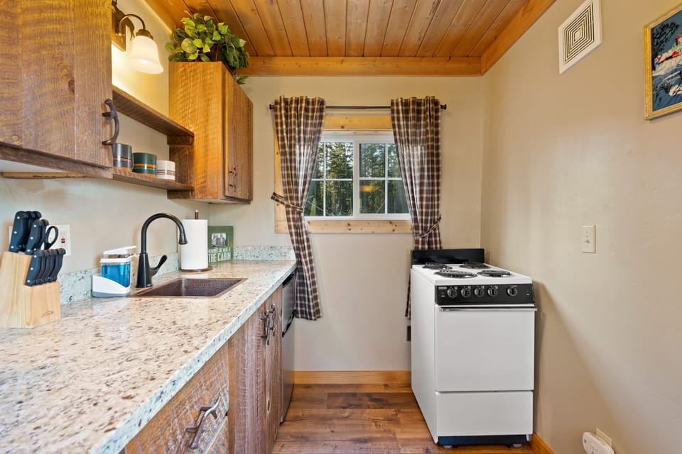 Stove/oven upgraded to larger stainless steel, electric with stove top