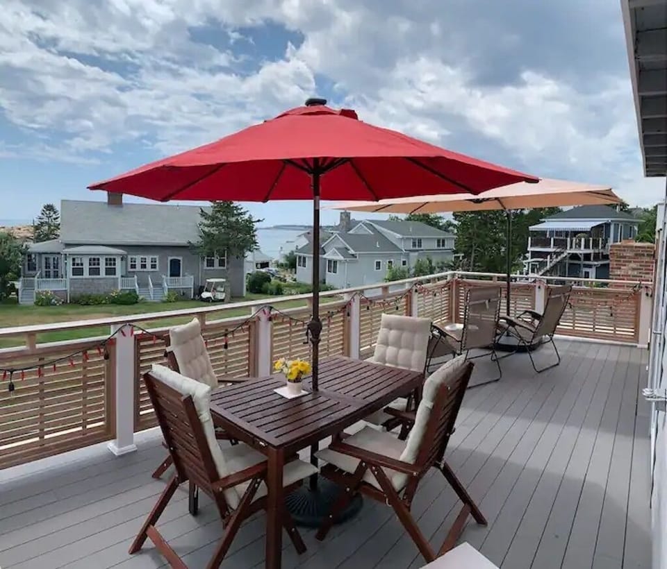 Rooftop deck with views of ocean and beaches, perfect for coffee or cocktails.